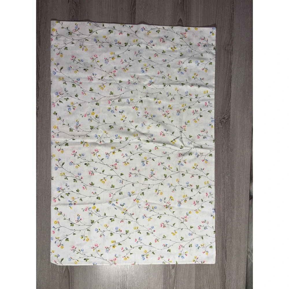 Vintage Floral Vine Pillowcase White Cotton Blend Cottagecore Flowers Standard